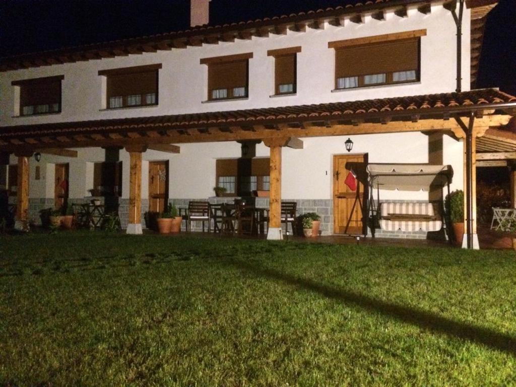 La Llastra De Garana Llanes Kültér fotó