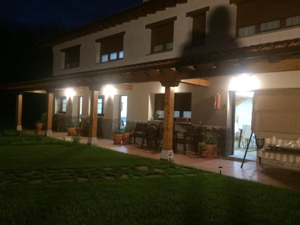 La Llastra De Garana Llanes Kültér fotó
