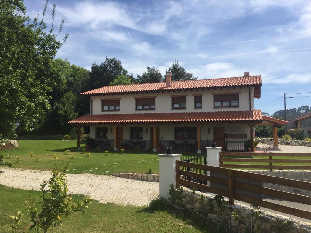 La Llastra De Garana Llanes Kültér fotó